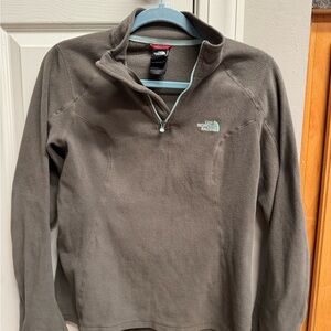 The North Face Men's Gray Sweater